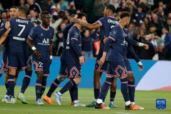 在社交平台 在社交平台