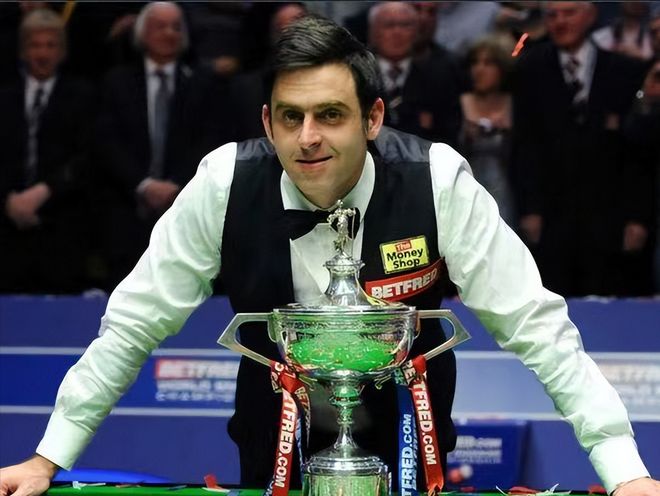 于那不勒斯 于那不勒斯