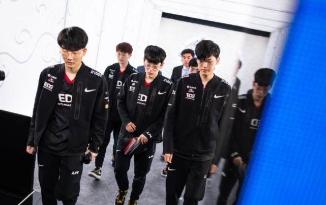 他几乎没有 他几乎没有