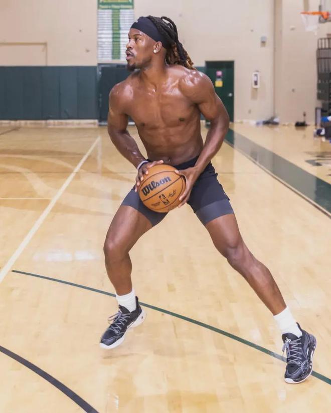 致了她们丈 致了她们丈